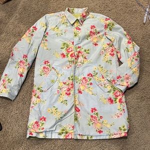 Reversible floral spring trench coat